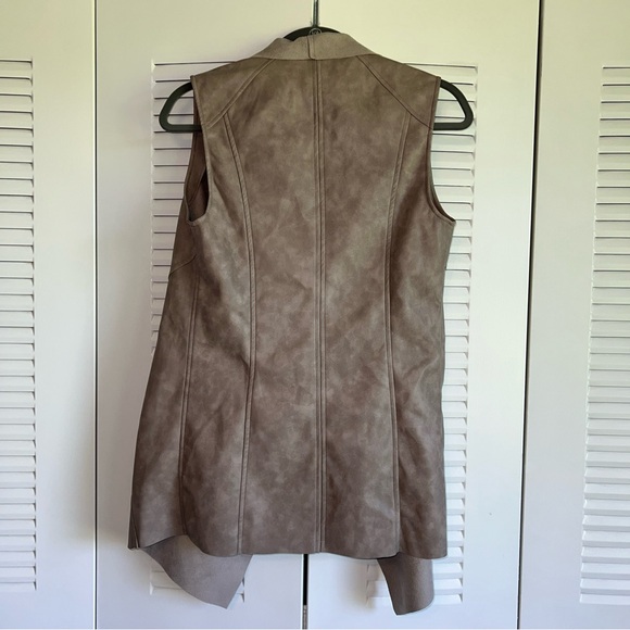 Philosophy Women’s Faux Leather Open Vest Buff Stone NWT - Picture 8 of 8